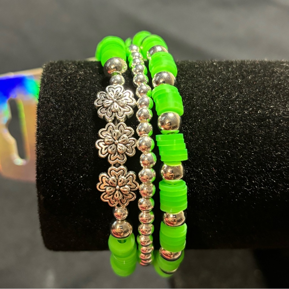🐠 3 flower clay bracelet set